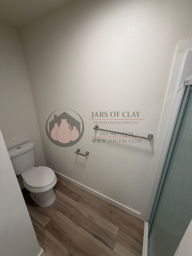 Building Photo - Dover Duplex 2025-1754