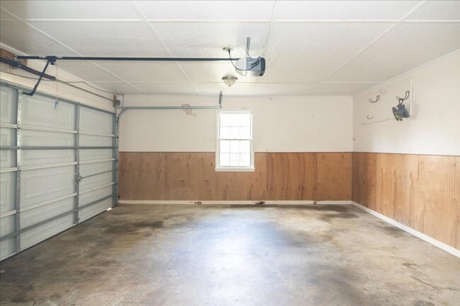 Building Photo - 3/2 Home in Cul-De-Sac w/ 2 Car Garage and Large Bonus Room