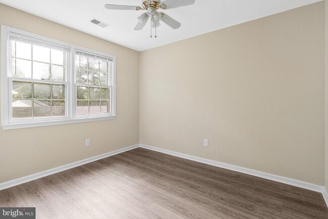 Building Photo - 20130 Waringwood Way