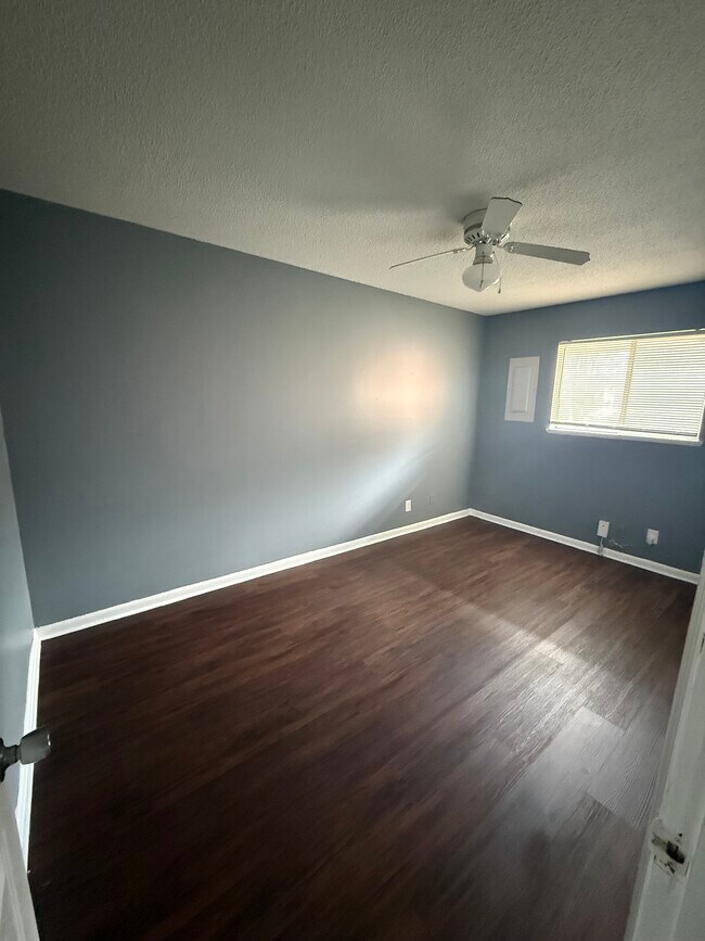 Building Photo - 3619 Patton Rd SW