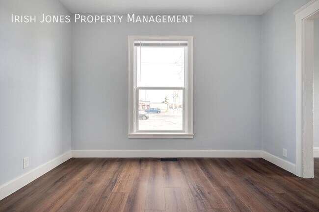 Building Photo - 1514 William St