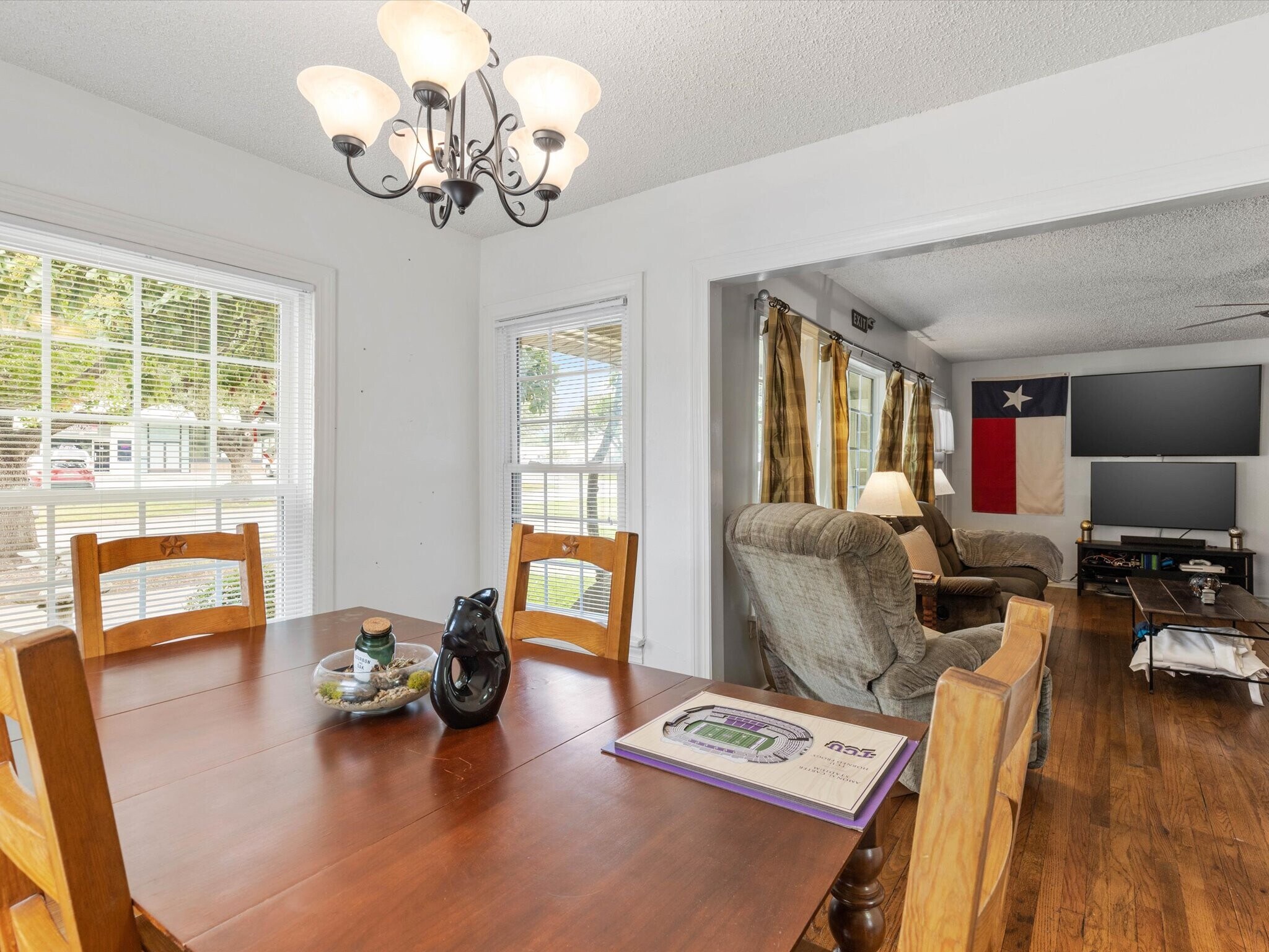 Building Photo - 3508 W Biddison St