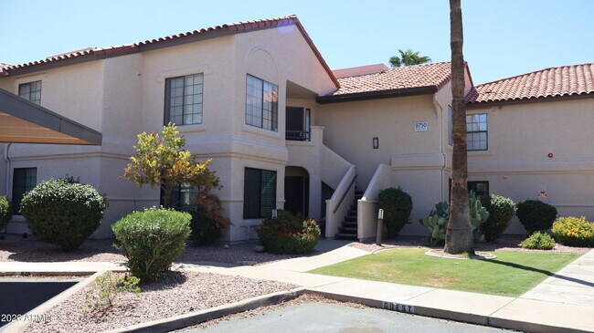 Building Photo - 9750 N 94th Pl