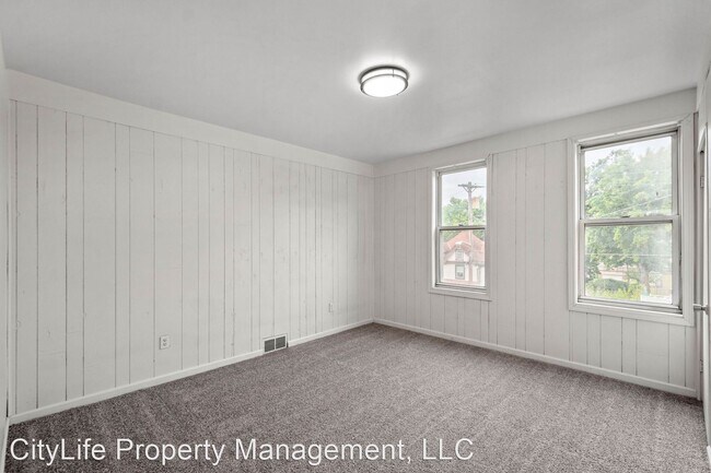 Building Photo - 2 br, 1 bath House - 1107 Fairdale Street