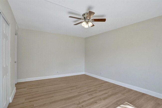 Building Photo - 4872 NW 95th Ave