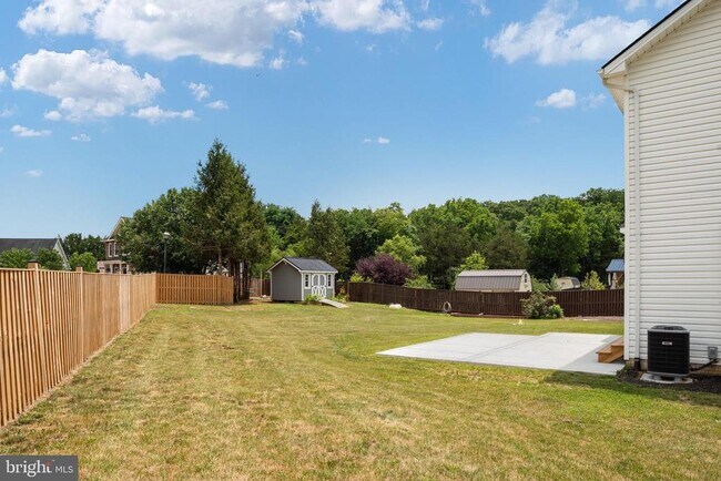 Building Photo - 677 Dellinger Dr