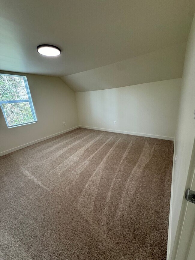 Building Photo - 3 Bedroom 1 Bathroom House for Rent in Auburn WA