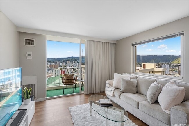 Building Photo - 400 Hobron Ln