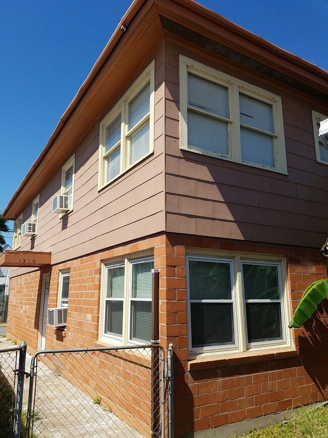 Building Photo - 1320 Postoffice St