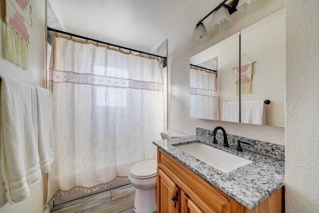 Building Photo - Cozy 4 bedroom 2 bath house in Provo