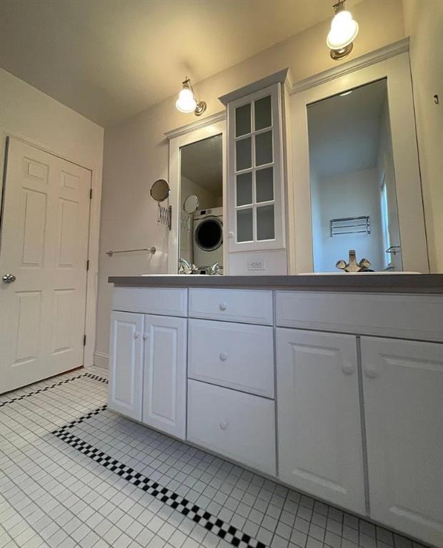 Building Photo - 230 County Rd