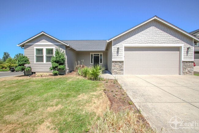 Primary Photo - 10800 NE 104th Cir