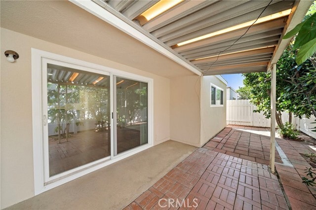 Building Photo - 2606 Jacaranda St