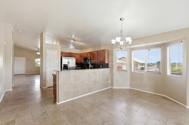 Building Photo - 2339 W Dillon Rd