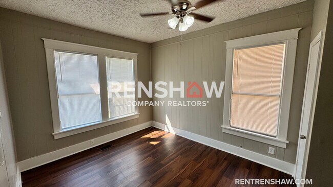 Building Photo - 696 Decatur St