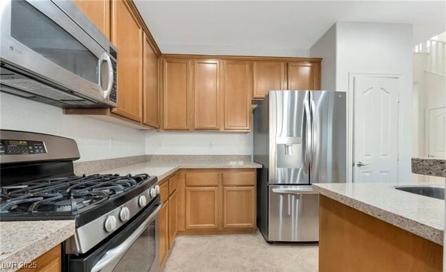 Building Photo - 9764 Bedstraw St