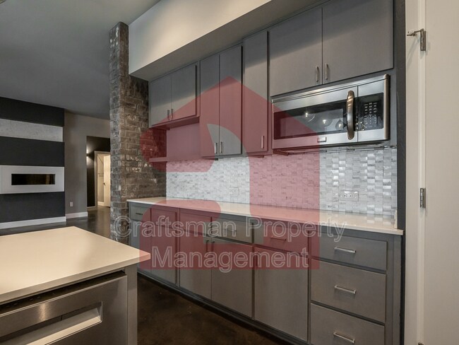 Building Photo - 17413 Melville Ln