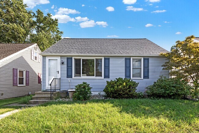 Primary Photo - Welcome to this charming 1,005-square-foot home in Lancaster, PA!
