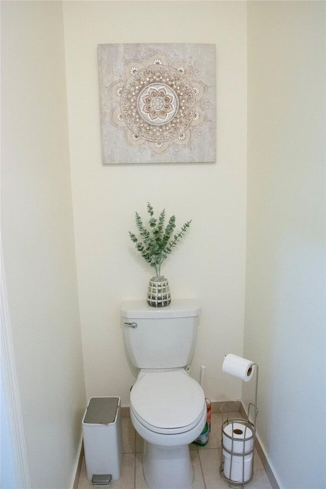 Building Photo - 315 NE 208th Terrace