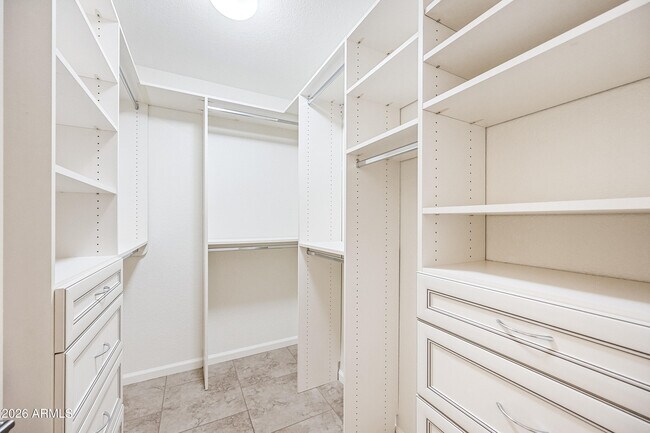 Building Photo - 3427 E Marco Polo Rd