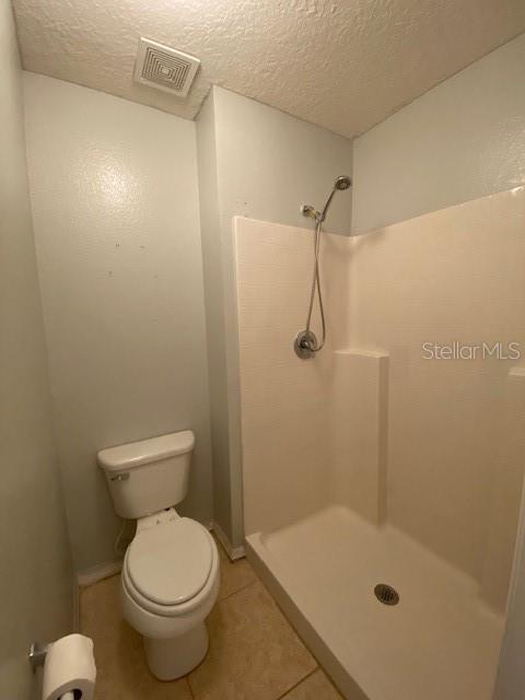 Building Photo - 10524 Laxton St