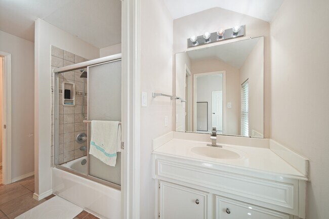Building Photo - 16322 Drystone Ln