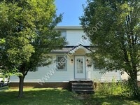 Building Photo - 1838 3rd St