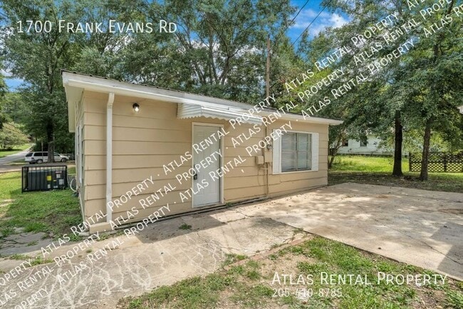 Building Photo - 1700 Frank Evans Rd