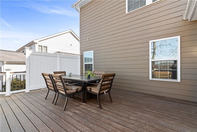 Building Photo - 114 Granite Ridge Cir