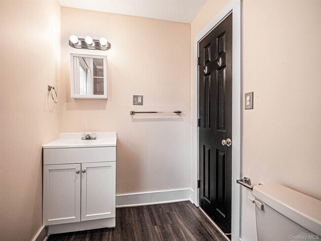 Building Photo - 14 Pulaski Hwy