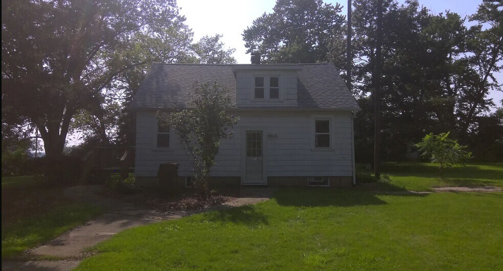 Primary Photo - 18618 County Line Rd