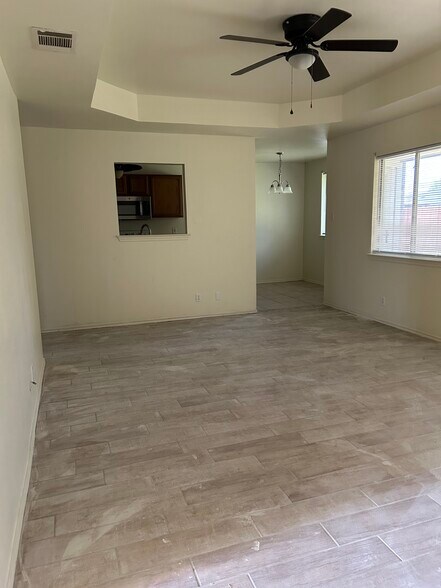 Building Photo - 3505 Northcrest Dr