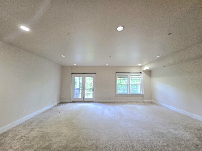 Building Photo - 5415 Stream Bank Ln