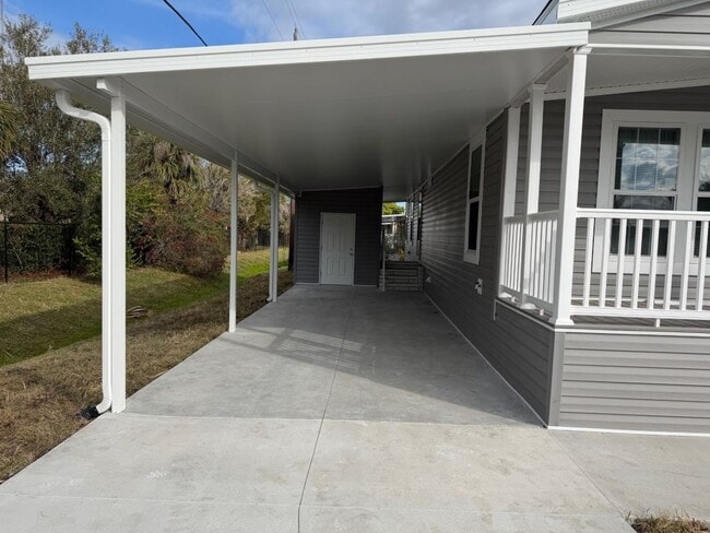 Building Photo - 79 5th St W