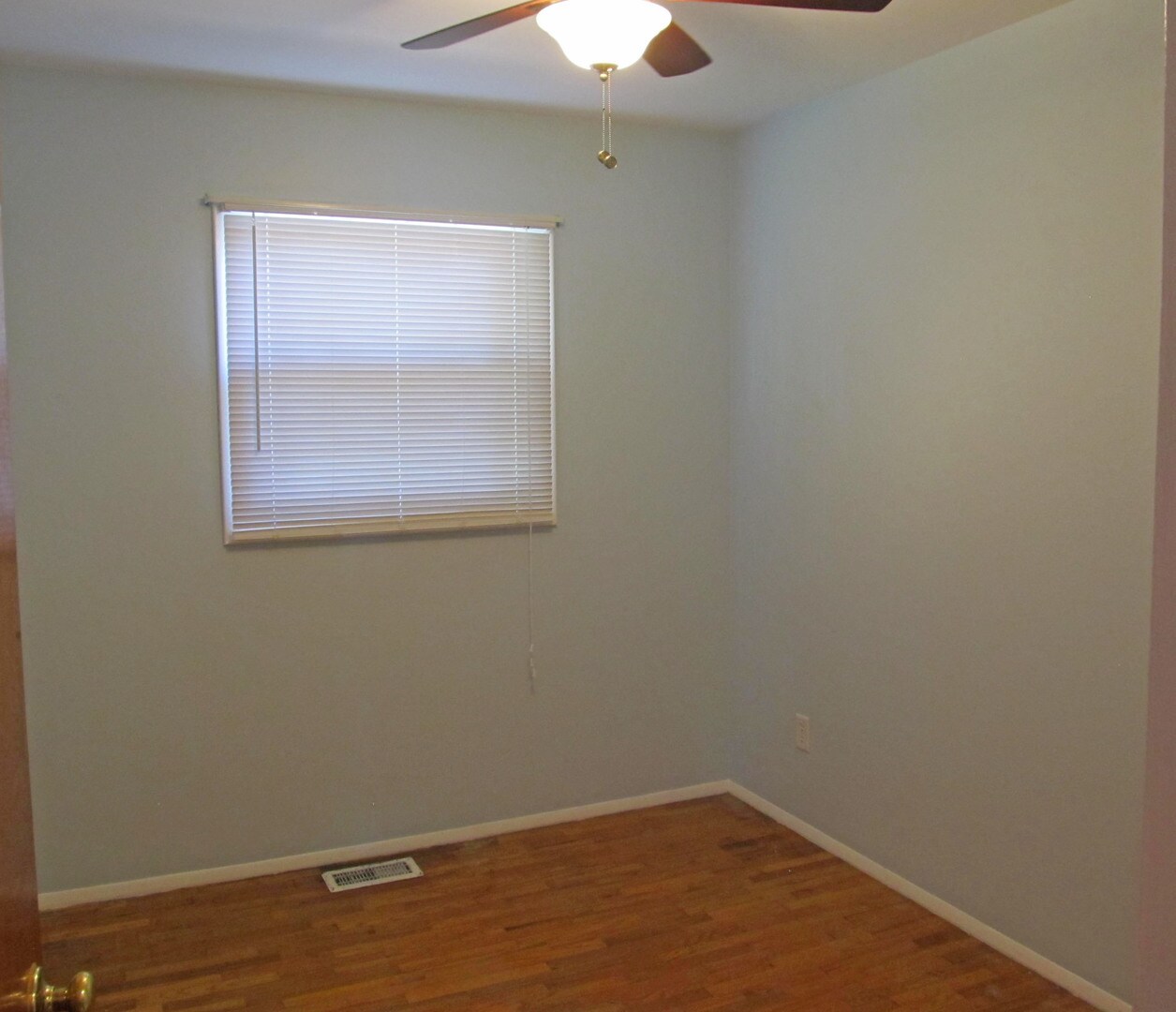 Building Photo - 4732 Westfield Ave