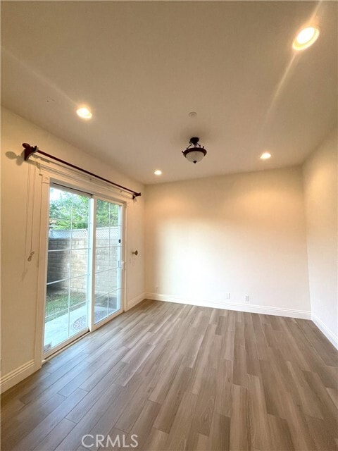 Building Photo - 127 S 3rd Ave