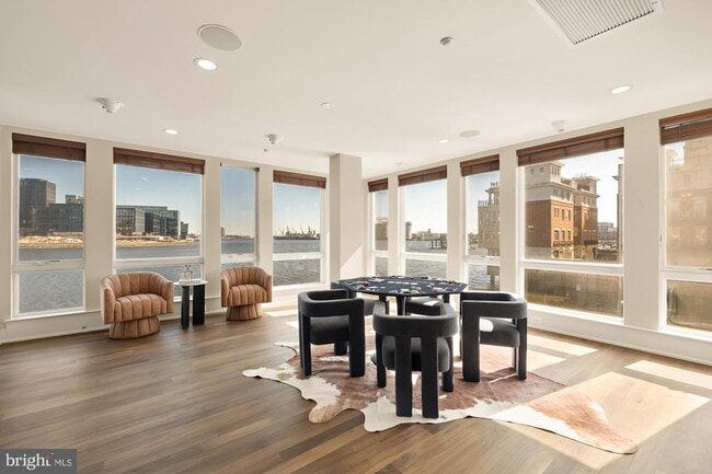 Building Photo - 622 Ponte Villas N