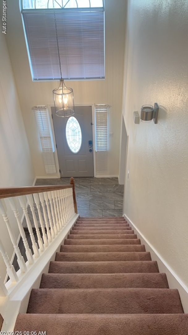 Building Photo - 1008 Meadowlark Dr