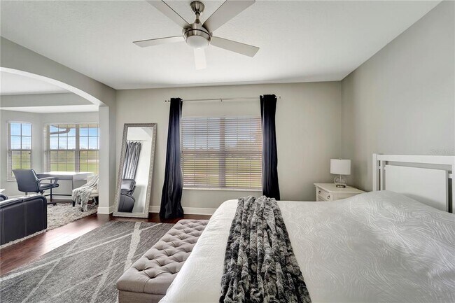 Building Photo - 8436 Miramar Way