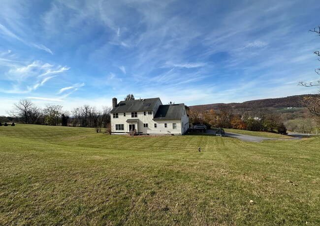 Building Photo - 91 Good Springs Rd