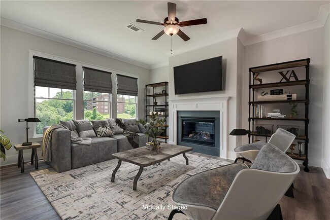 Building Photo - 435 Maplewood Dr