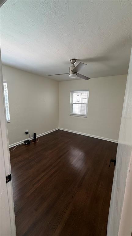 Building Photo - 270 W Pineloch Ave