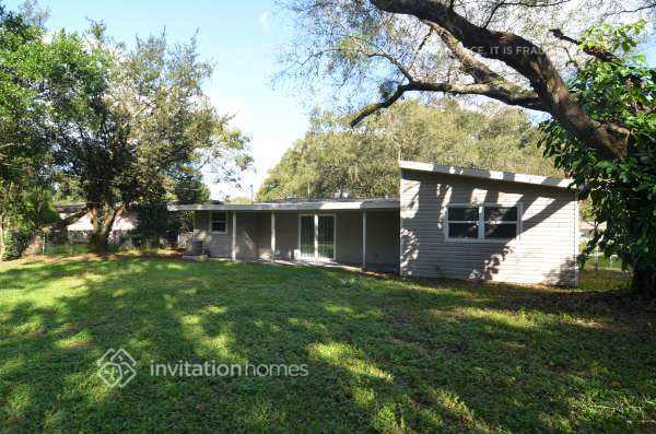 Building Photo - 912 Skyview Dr