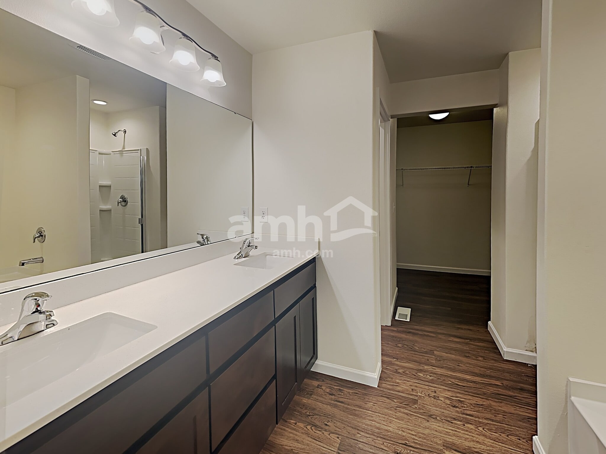 Building Photo - 1963 NW 22nd St