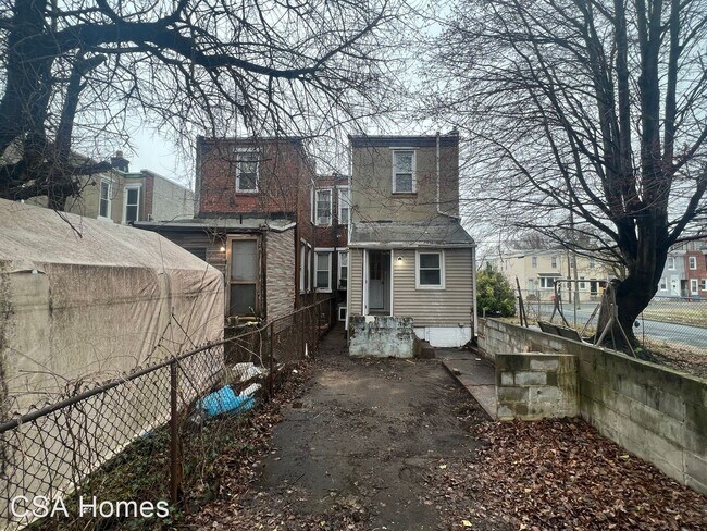 Building Photo - 3 br, 1.5 bath House - 952 S 8th St.