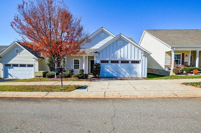 Primary Photo - Modern Comfort, Flexible Living, Tailored ...