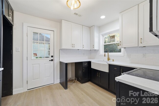 Building Photo - 1320 Anderson St