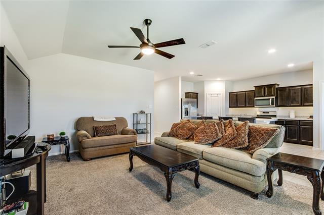 Building Photo - 16516 Portage St