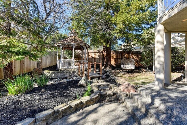 Building Photo - Elegant Granite Bay Home Located in Treelake Village and the  Eureka Union School District