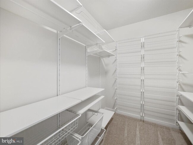 Building Photo - 5904 Leben Dr